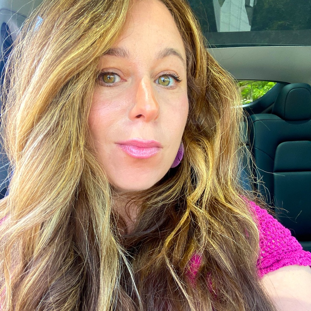 Meet your Posher, Alexandra